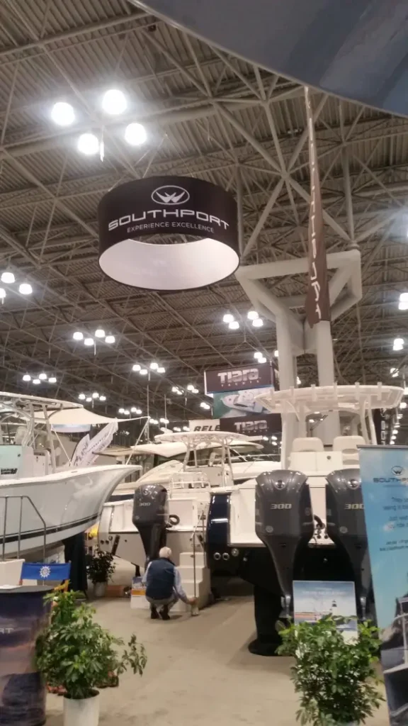 circle hanging banner