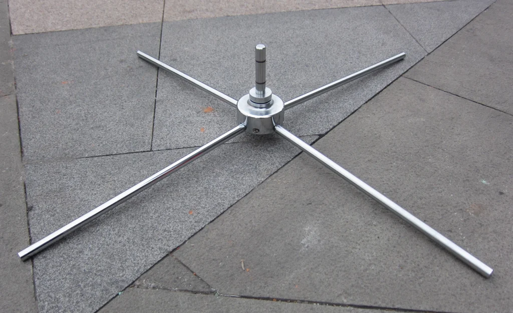 X Bases are the standard flag hard surface base option for use on cement or indoors.