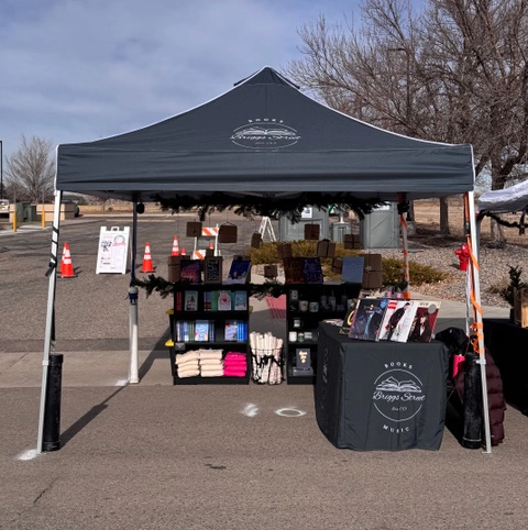 Fitted Tablecloth used at Briggs Street farmers market in Colorado.