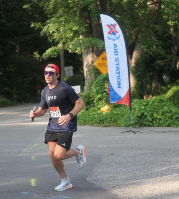 Wing banner used at Holland Haven marathon.